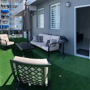 Isla Verde Oasis Ph With Private Terrace, Kingbed, Wifi, Pk San Juan